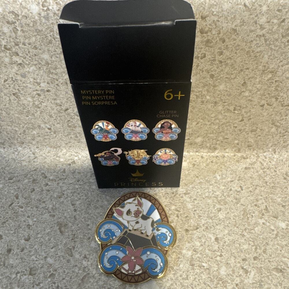 Loungefly Moana Waves Portrait Mystery Box Pua Disney Pin